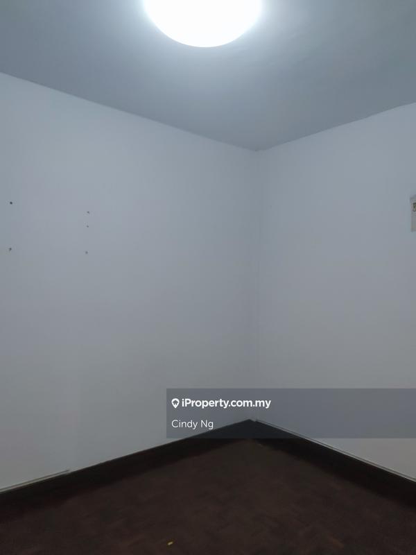 For Sale - Subang Perdana Goodyear Court 8