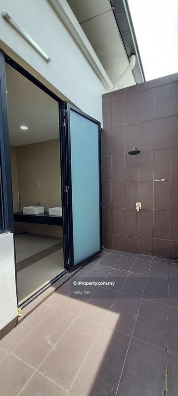 Rumah Berkembar untuk Dijual di Bandar Sungai Long, Selangor oleh Kelly Yan Kai Lit - iProperty.com.my