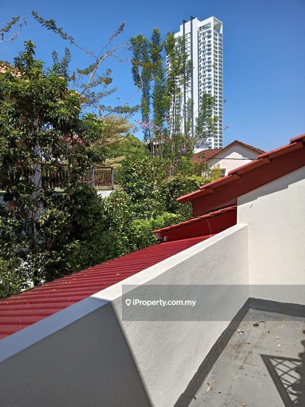 Bungalow House for Sale in Tanjung Bungah, Penang by Ederic J. Low - iProperty.com.my