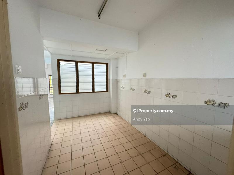 Terraced House for Sale in Bandar Country Homes, Rawang by Andy Yap - iProperty.com.my