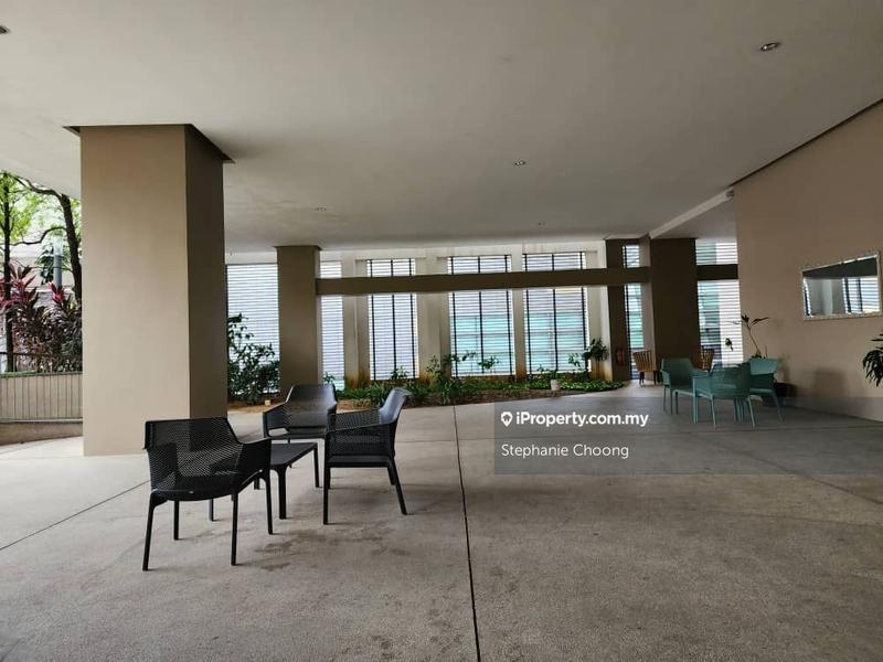 For Sale - 6 CapSquare