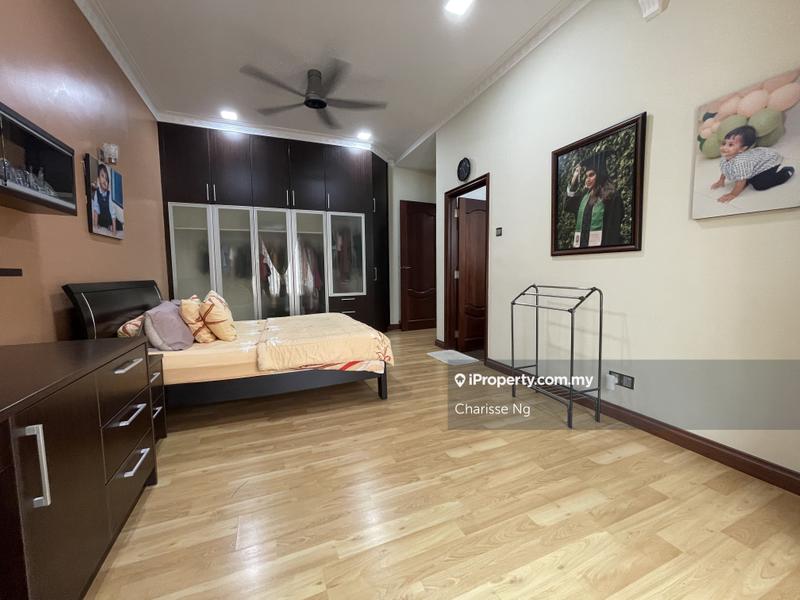Banglo untuk Dijual di Bukit Suria Garden Village, Bandar Sungai Long oleh Charisse Ng - iProperty.com.my