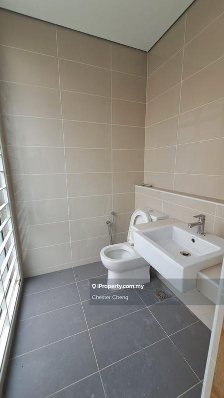 Bungalow House for Sale in Subang Jaya, Selangor by Chester Cheng - iProperty.com.my