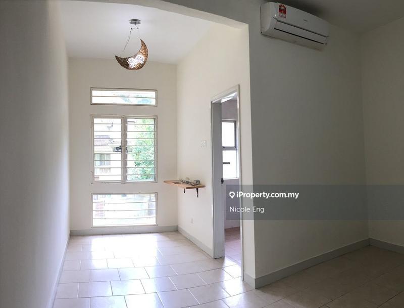 Rumah Bandar untuk Dijual di Kota Kemuning, Shah Alam oleh Nicole Eng - iProperty.com.my