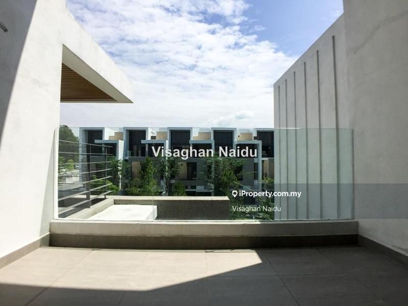 Rumah Berangkai 3.5 Tingkat untuk Dijual di Fields of Gold Villa Senja Taman Anggun, Rawang oleh Visaghan Naidu - iProperty.com.my