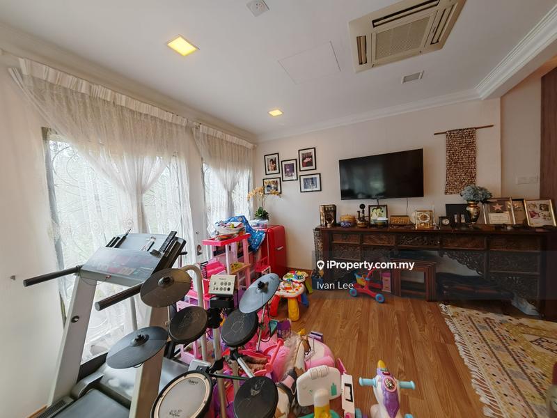 Rumah Berkembar untuk Dijual di Kelana Jaya, Petaling Jaya oleh Ivan Lee - iProperty.com.my