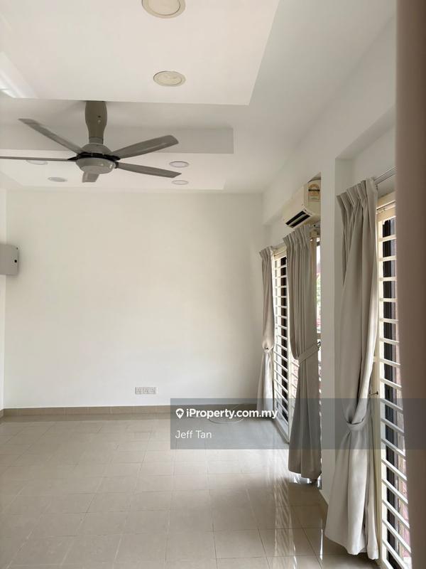 For Sale - Laman Tasik