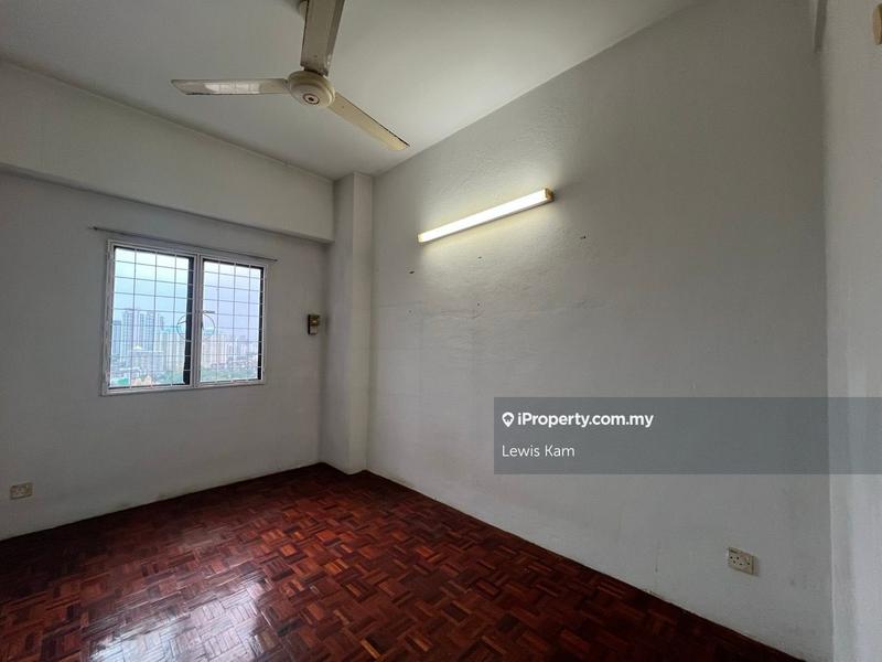 Pangsapuri untuk Dijual di Kayangan Puri Mutiara (KPM) oleh Lewis Kam - iProperty.com.my