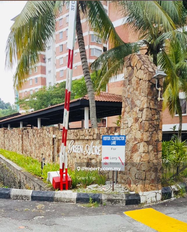 For Sale - Green Acre