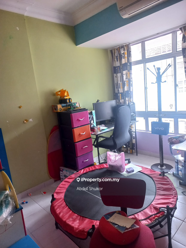 Rumah Berangkai 2.5 Tingkat untuk Dijual di Taman Damai Utama, Bandar Kinrara oleh Abdul Shukor - iProperty.com.my