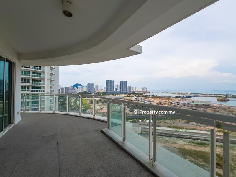 For Rent - Gurney Paragon