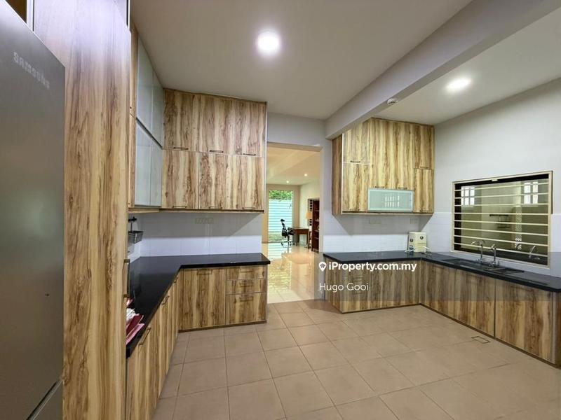 Rumah Berkembar untuk Dijual di Sejati Hill Villa, Twin Palms, Wira Heights, Bandar Sungai Long oleh Hugo Gooi - iProperty.com.my