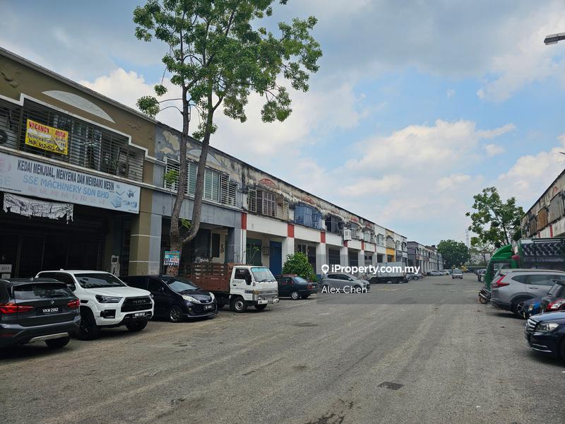 Kilang Teres untuk Disewa di Taman Industri Balakong Jaya, Balakong oleh Alex Chen - iProperty.com.my
