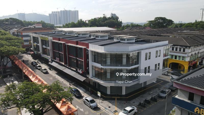 For Sale - Desa petaling 3 storey Corner shop office