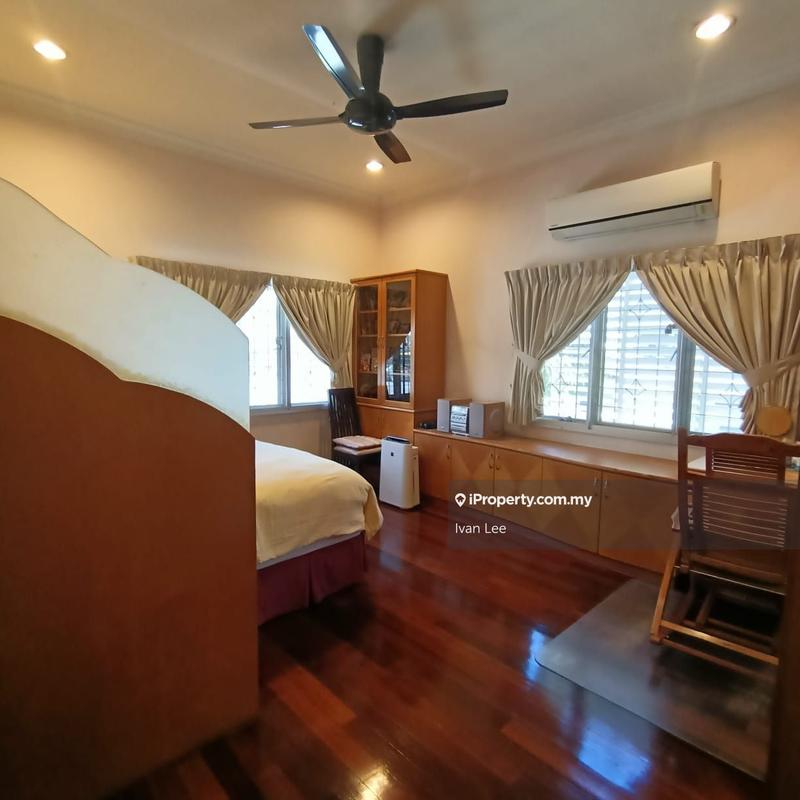 Bungalow House for Sale in Seksyen 17, Petaling Jaya by Ivan Lee - iProperty.com.my