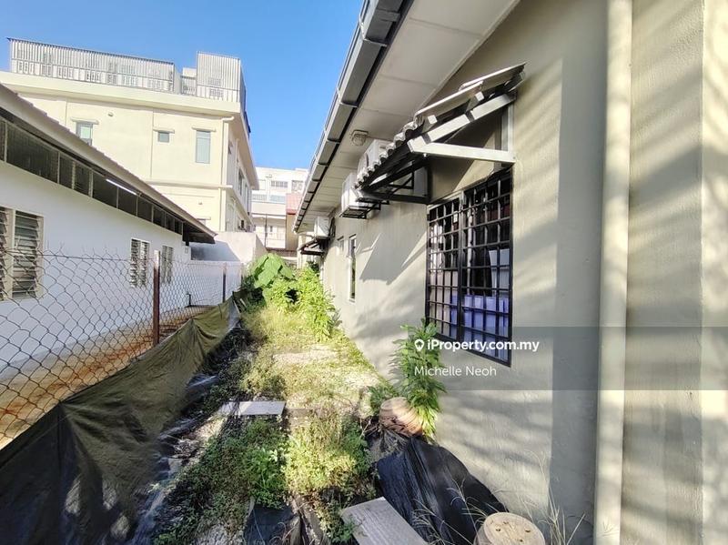 Banglo untuk Dijual di Kampung Cempaka, Petaling Jaya oleh Michelle Neoh - iProperty.com.my
