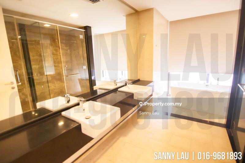 For Sale - 6 CapSquare