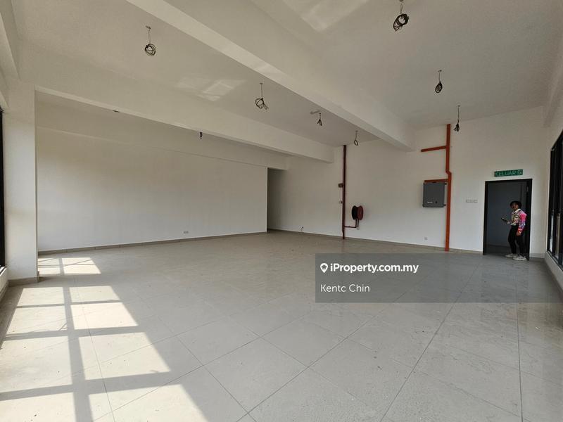 For Sale - Kajang FREEHOLD New Launch Factory with CLQ & Next to Highway