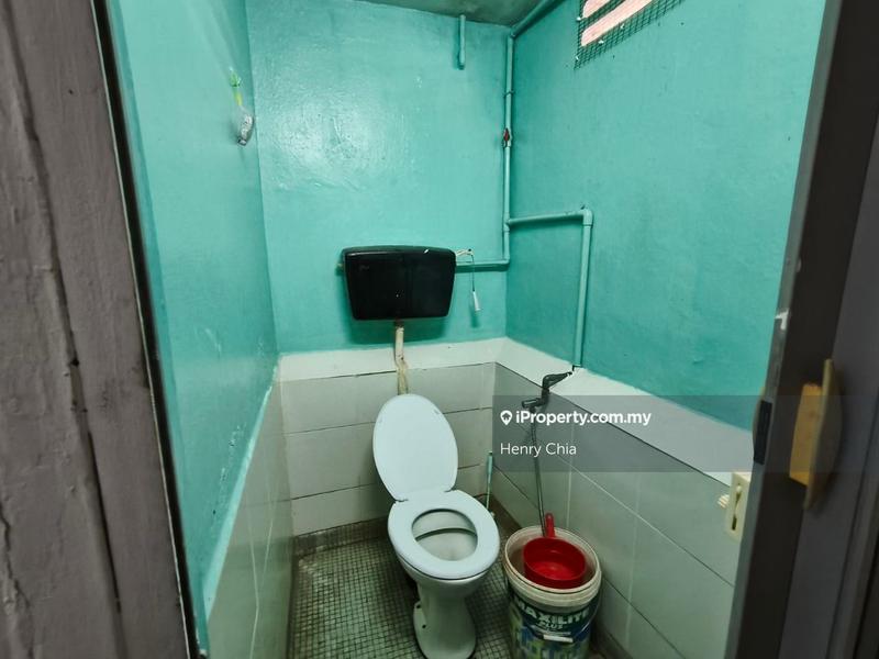 1-storey Terraced House for Sale in Taman Million, Jalan Ipoh by Henry Chia - iProperty.com.my