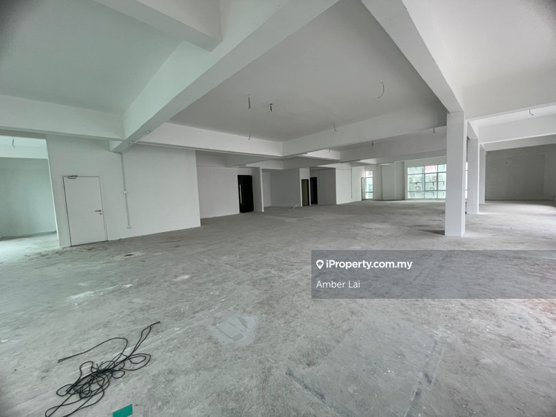 For Rent - 3 Storey Corner Shop