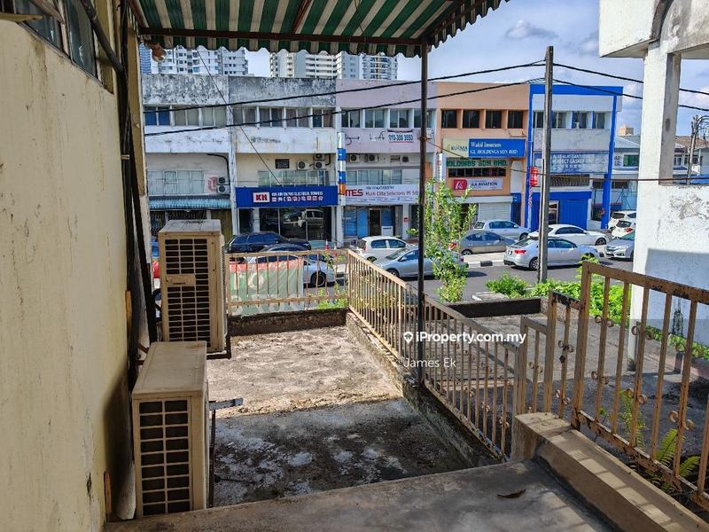 Rumah Teres 2-Tingkat untuk Dijual di Taman Pertama, Cheras oleh James Ek - iProperty.com.my