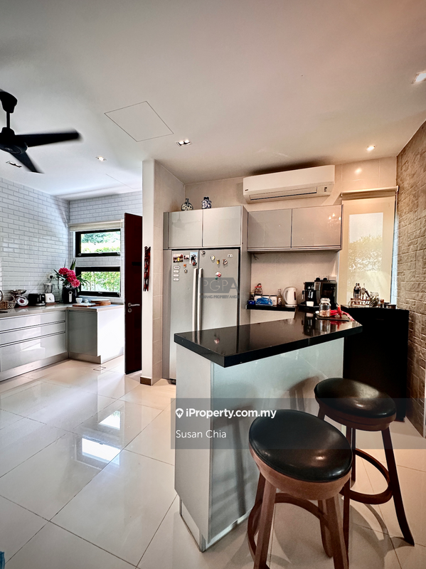 Rumah Berkembar untuk Dijual di Batu Ferringhi, Penang oleh Susan Chia - iProperty.com.my