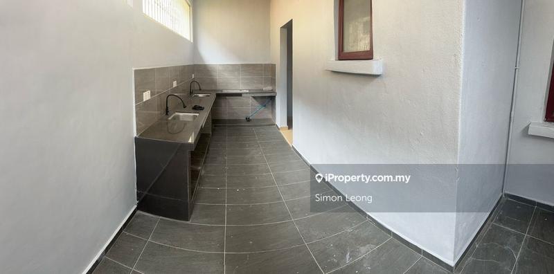 Rumah Berangkai 2 Tingkat untuk Dijual di Bukit Jelutong, Shah Alam oleh Simon Leong - iProperty.com.my