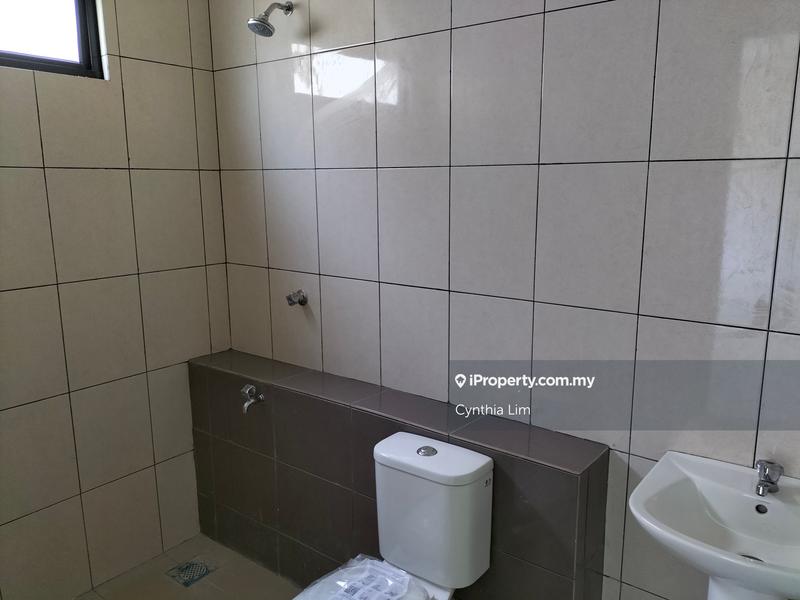 Townhouse for Sale in Kuching, Sarawak by Cynthia Lim - iProperty.com.my