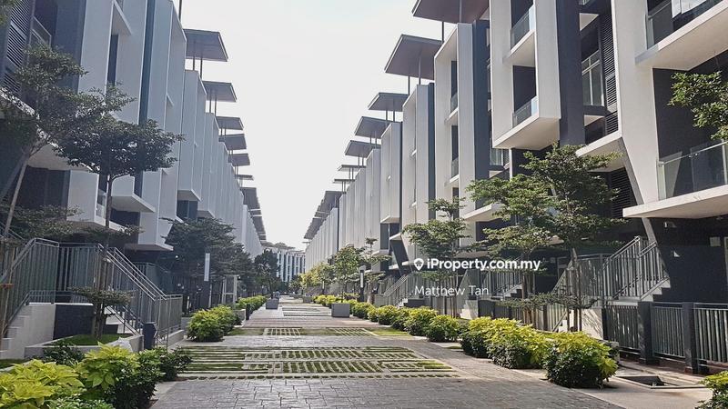 For Sale - Seri Puteri Hills Town Villa & Condominium