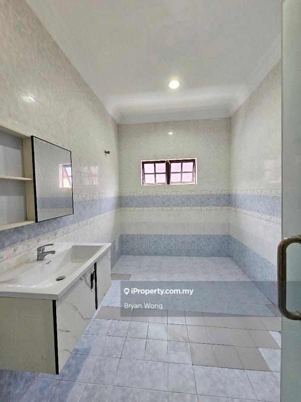 Semi-Detached House for Sale in Damansara Jaya, Petaling Jaya by Bryan Wong - iProperty.com.my