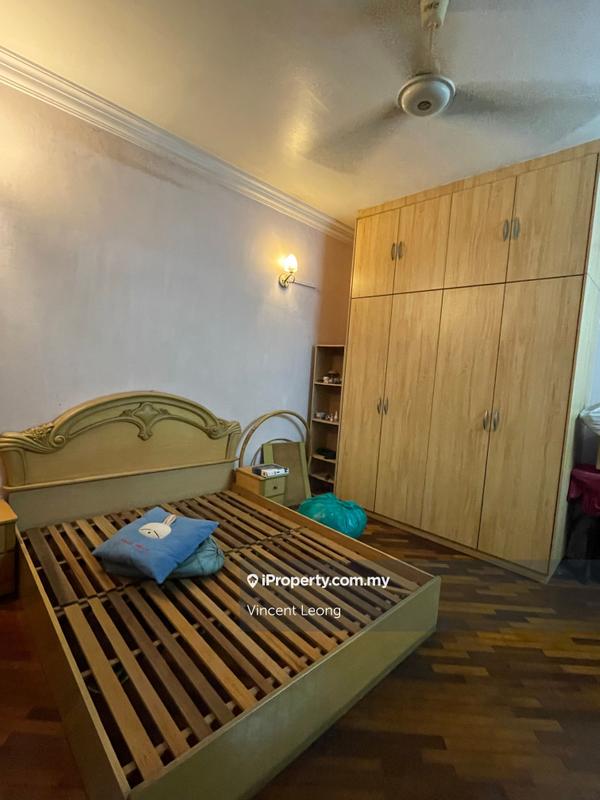 For Sale - Astana Putra