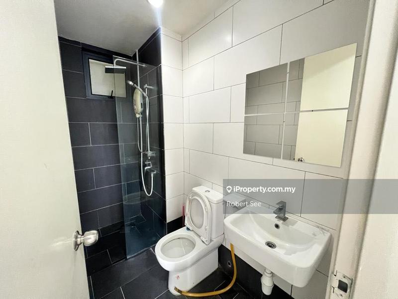 Service Residence for Sale in Univ 360 Place by Robert See - iProperty.com.my