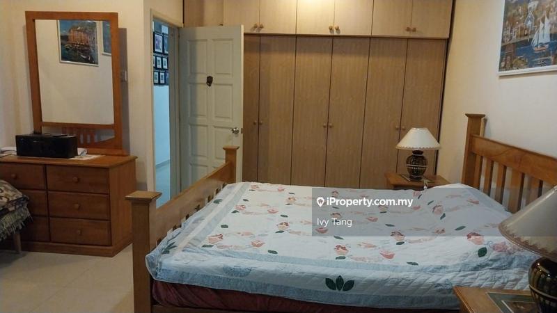 Bungalow House for Sale in Tmn Golf, Ipoh, Ipoh by Ivy Tang - iProperty.com.my