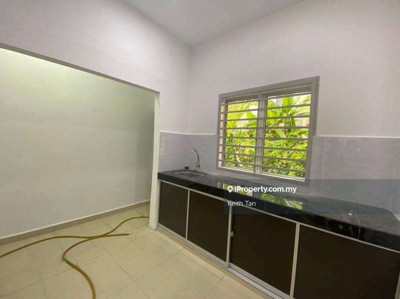 Rumah Berangkai 1 Tingkat untuk Dijual di Kampung Telok Mas, Telok Mas oleh Keith Tan - iProperty.com.my