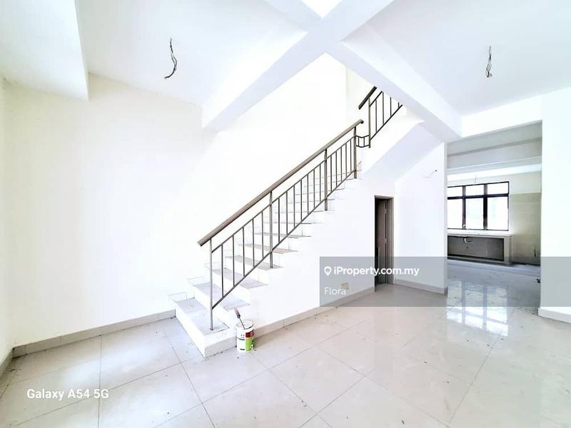 2-storey Terraced House for Sale in Puchong Lakeside, Puchong by Flora - iProperty.com.my
