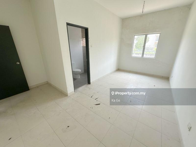 Rumah Berkembar untuk Dijual di Sungai Buloh, Selangor oleh Ka Ee - iProperty.com.my