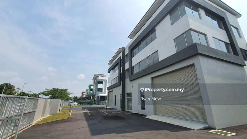Semi-D Factory for Rent in Taman Perindustrian Puchong Utama, Puchong by Ryan Mew - iProperty.com.my