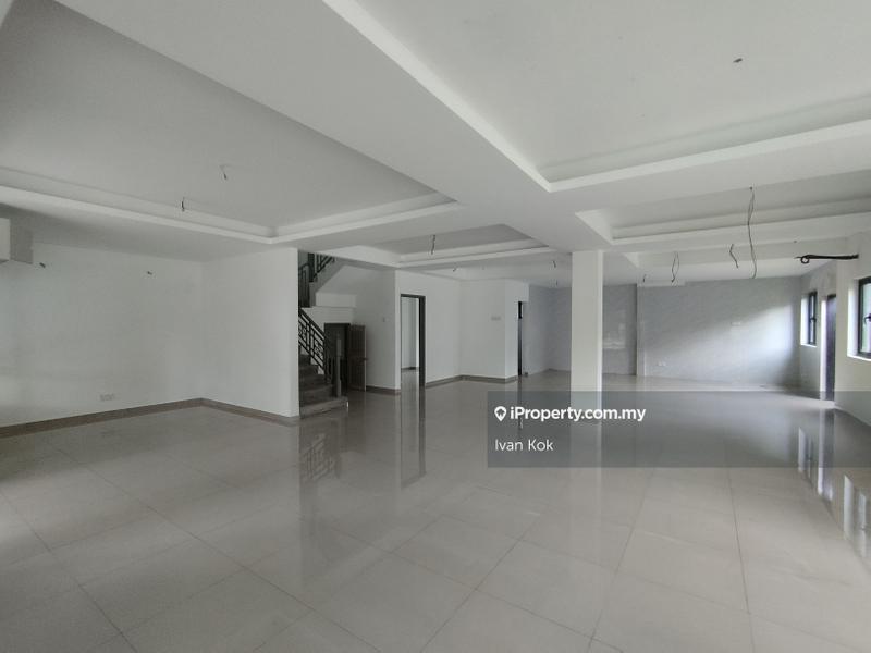 Terraced House for Sale in Subang Jaya, Selangor by Ivan Kok - iProperty.com.my
