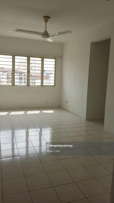 For Sale - Pangsapuri Suria