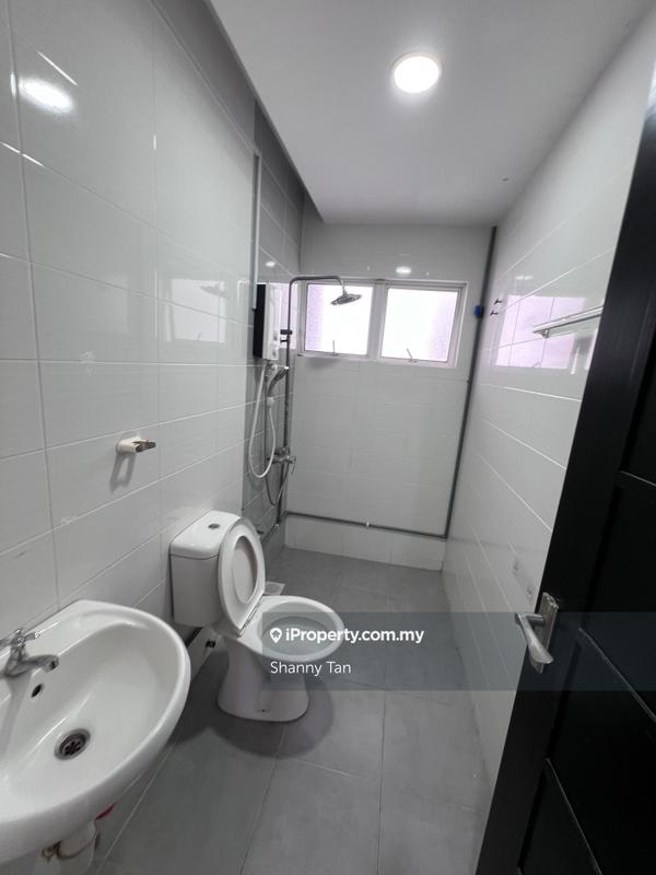 Rumah Berkembar untuk Dijual di Wira Heights, Bandar Sungai Long, Bandar Sungai Long oleh Shanny Tan - iProperty.com.my