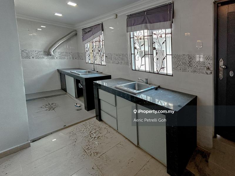 Rumah Teres 2-Tingkat untuk Dijual di Bandar Puteri Klang, Klang oleh Aeric Petrelli Goh - iProperty.com.my