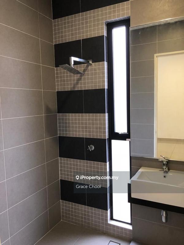 Rumah Berangkai 3 Tingkat untuk Dijual di Sunway Eastwood, Seri Kembangan oleh Grace Chooi - iProperty.com.my