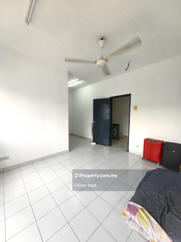 Terraced House for Sale in Bandar Puteri Klang, Klang by Oliver Mak - Interior - iProperty.com.my