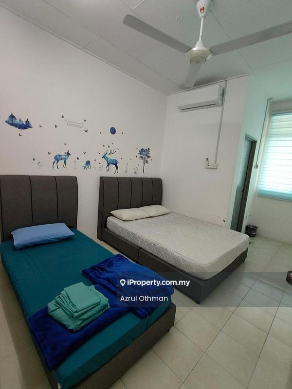 Rumah Teres 1-Tingkat untuk Dijual di Taman Intan Duyung, Port Dickson oleh Azrul Othman - Bedroom - iProperty.com.my