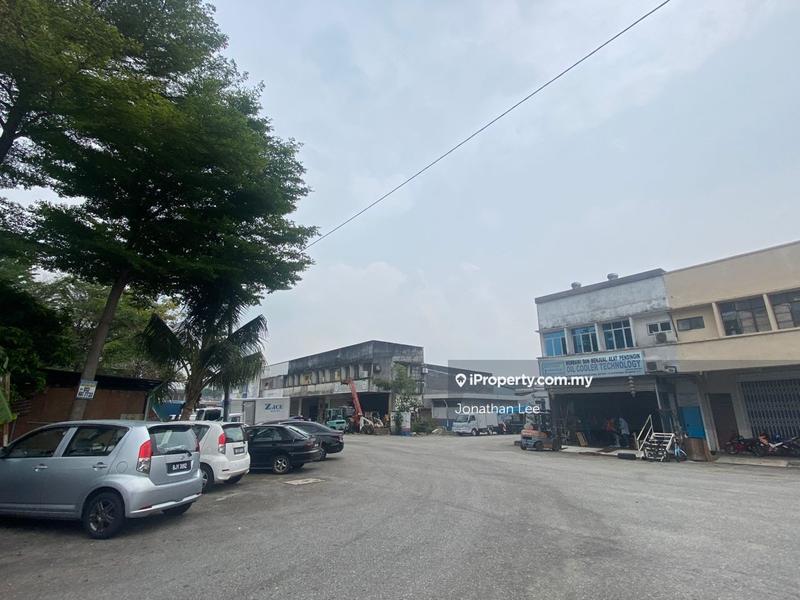 Kilang Teres untuk Dijual di Taman Perindustrian Puchong Utama, Puchong oleh Jonathan Lee - iProperty.com.my