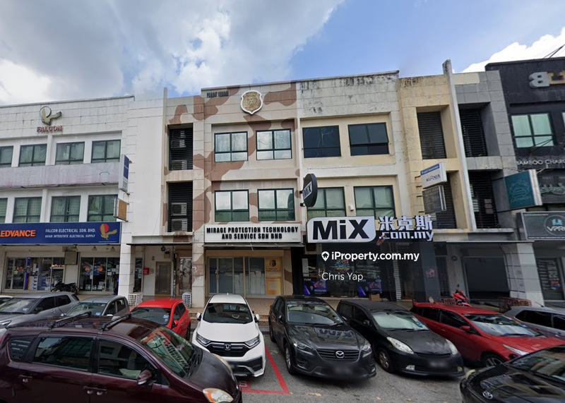For Sale - Potential ROI 5% Kepong Metro Perdana Barat 3 Storey Shop 24x75 Prime Location