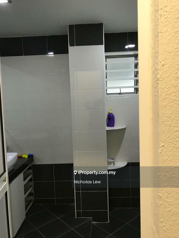 Condominium for Rent in Bayan Villa, Seri Kembangan by NK Lew - iProperty.com.my