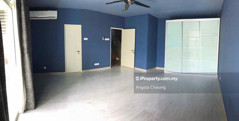 Townhouse for Sale in Kampung Sungai Kayu Ara, Petaling Jaya by Angela Cheong - iProperty.com.my