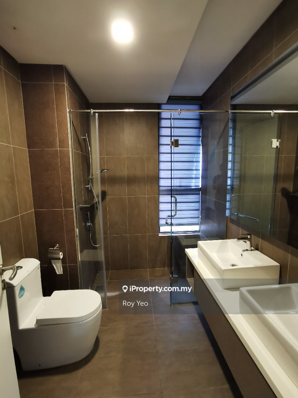 For Sale - The Rainz