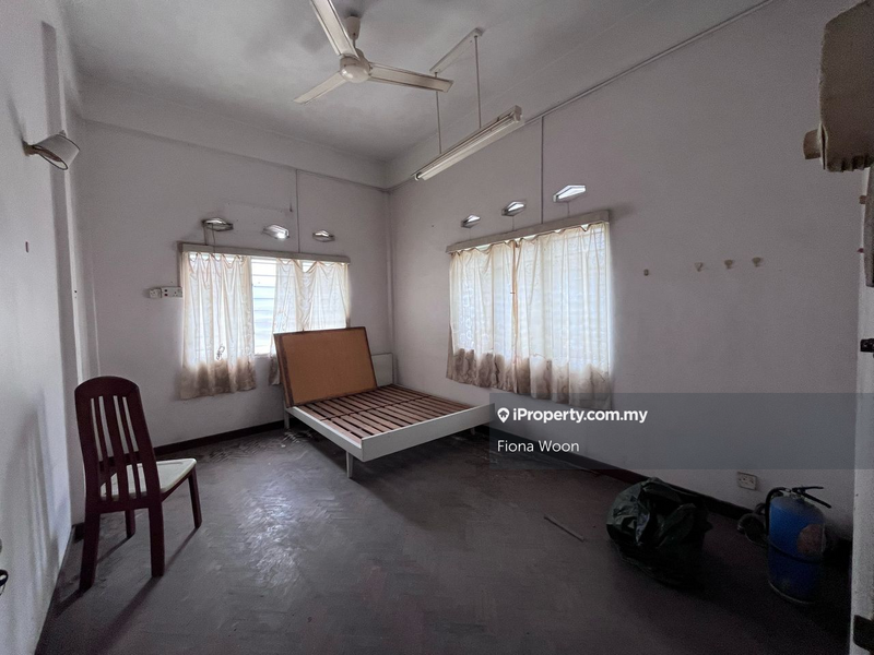 Bungalow House for Sale in Taman Melaka Raya, Melaka City by Fiona Woon - iProperty.com.my